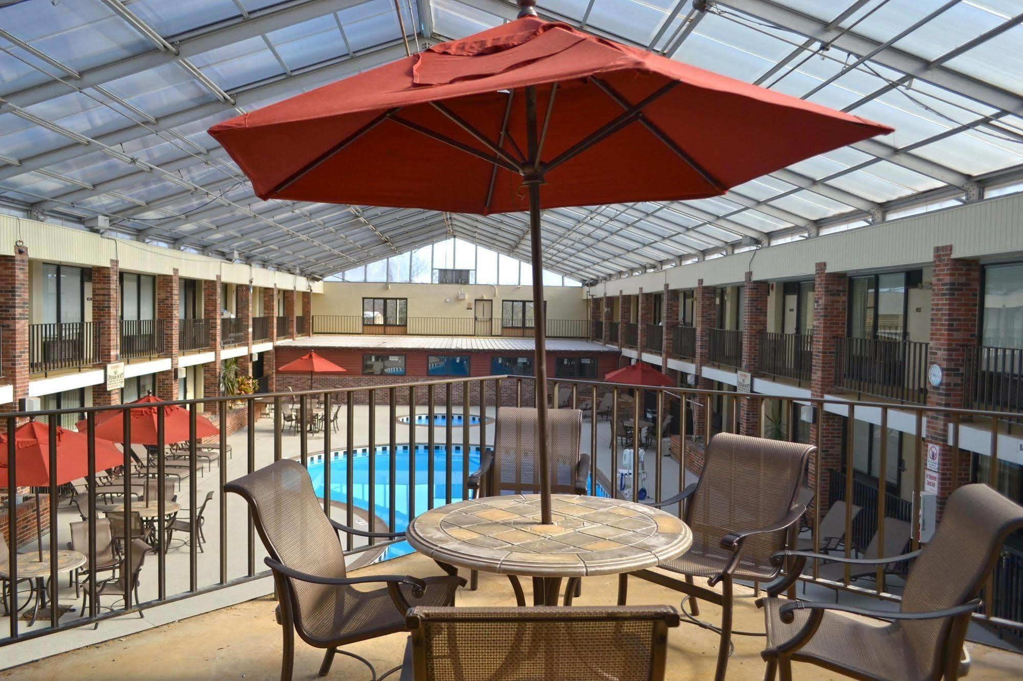 Jameson Inn & Suites Bowling Green Ngoại thất bức ảnh